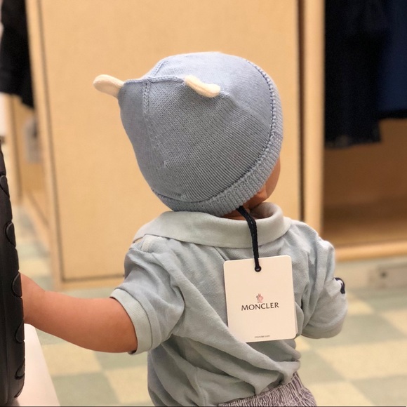 Babies Moncler beanie with ears - Picture 6 of 8
